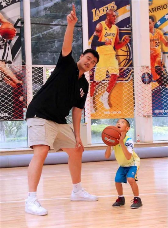 等男子选手