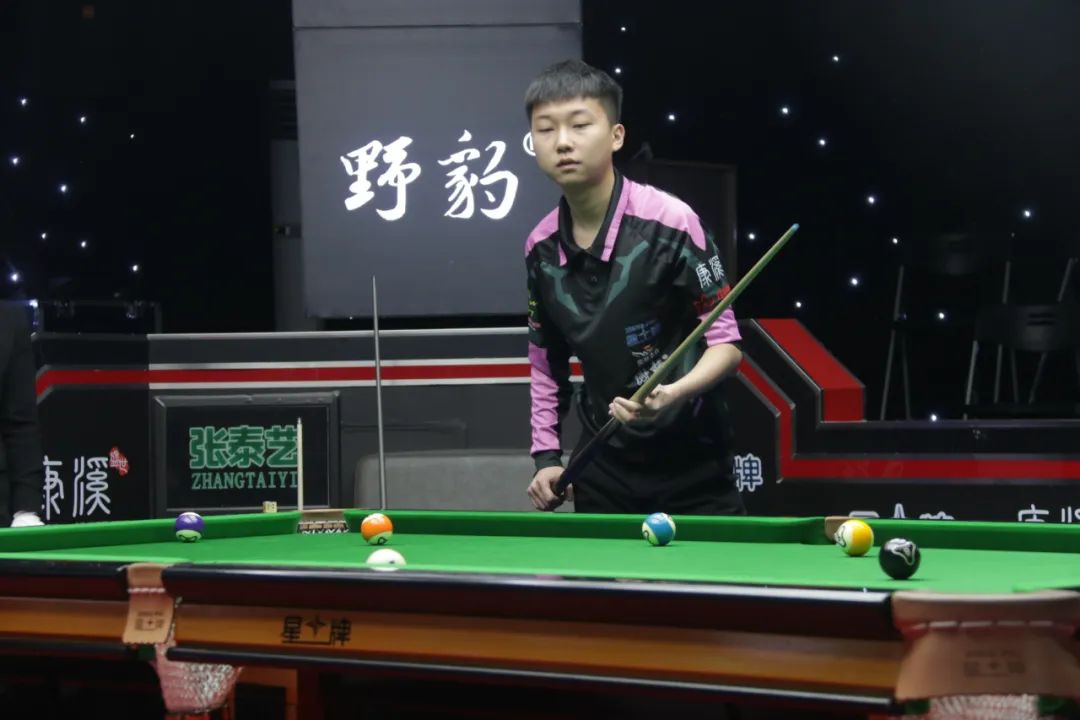 与晋级四强 与晋级四强